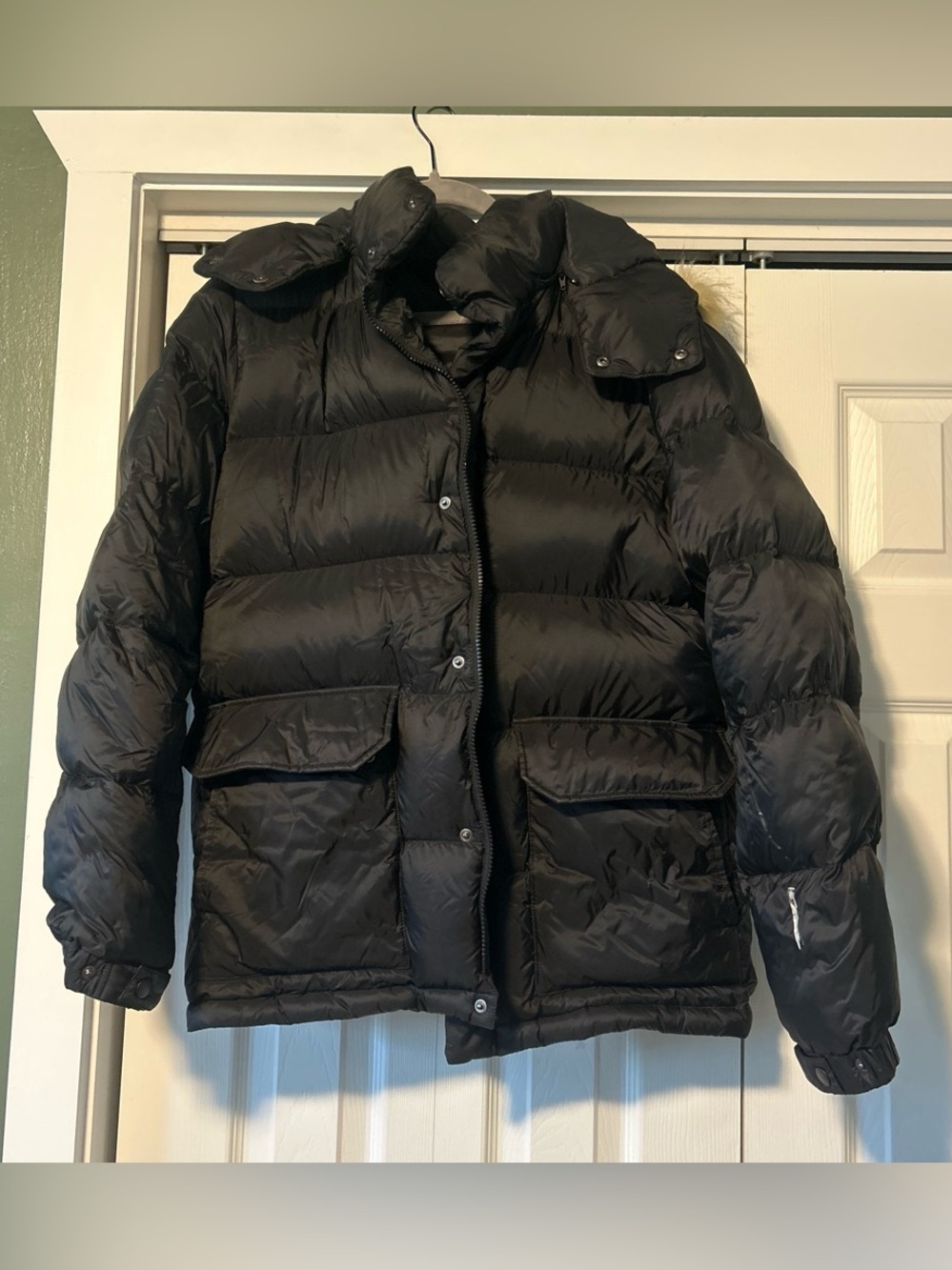 Uniqlo Black Quilted Down Puffer Jacket